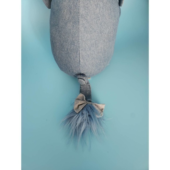 Disney Store Exclusive Denim Eeyre 12" - Picture 4 of 10